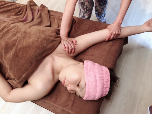 Acupuncture & Massage メコリヤ